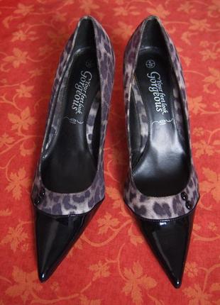 39 размер, женские туфли gorgeous в отличном состоянии , б/у.4 фото