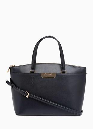 Жіноча чорна шкіряна сумка calvin klein satchel