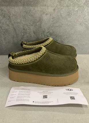 Трендові жіночі угги на платформі ugg tazz slipper platform burnt olive оливкові3 фото