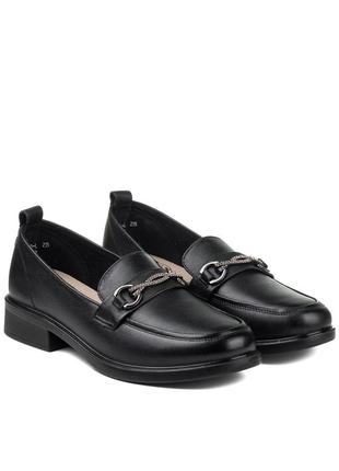 Туфли-лоферы женские черные кожаные 2296т