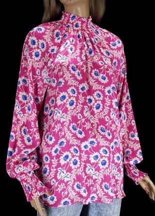 Красивая сатиновая блузка "next" с цветочным принтом. размер uk12/eur40.6 фото