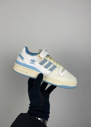 Женские кроссовки adidas forum low 84 carolina white gz1893