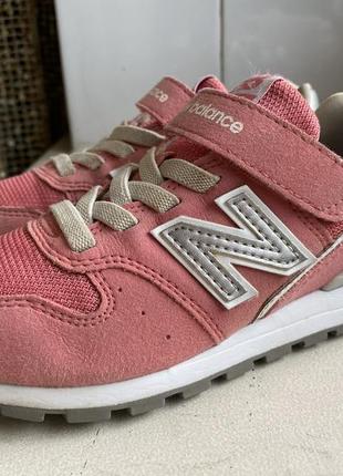 Кросівки new balance 29-30р. оригінал