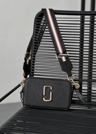 Жіноча сумка кросбоді через плече у чорному кольорі marc jacobs