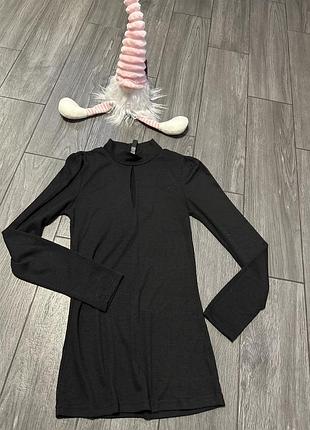 Кофта спереду капелька