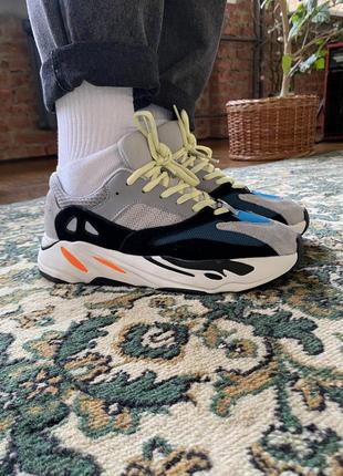 Женские кроссовки adidas yeezy boost 700 36