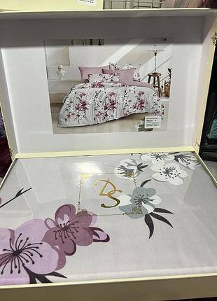 Постельное белье в коробке фланель