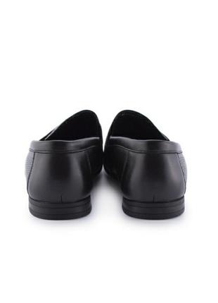 Стильні чорні чоловічі туфлі літні з перфорацією без шнурівки4 фото