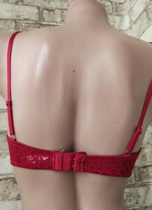 Бюстгальтер