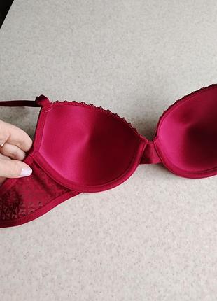 Бюстгальтер
