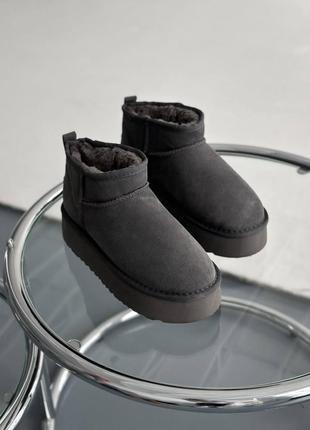 ugg original embossed mini, жіночі замшеві угги, зимові уггі на платформі, короткі угг, натуральна замша, зима9 фото