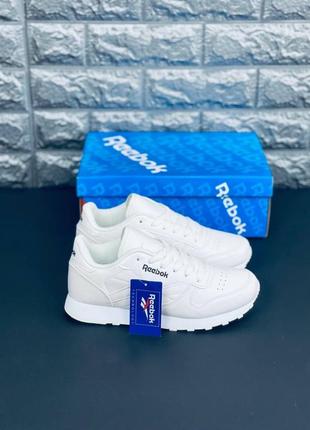 Кроссовки женские logo-print reebok, белые удобные кроссовки рибок