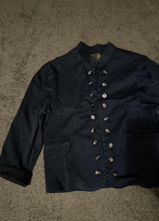 Атласный укороченный пиджак1 фото