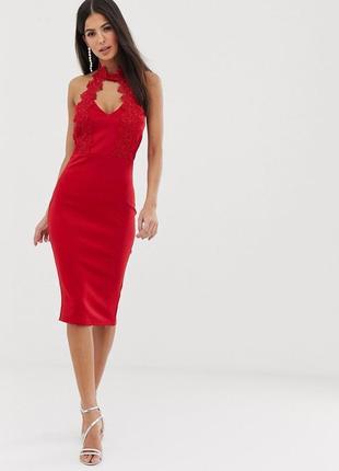 Ax paris платье красное по фигуре карандаш футляр с кружевом гипюром миди с чокером