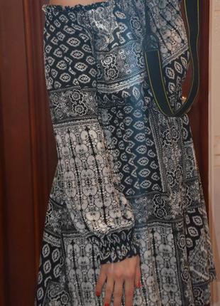 Сексі  сукня від guess-оригінал