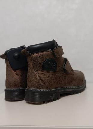 Новые коричневые ботинки детские утеплённые. унисекс6 фото