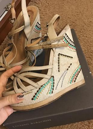 Босоніжки на танкетці zara bershka mango3 фото
