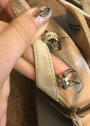 Босоніжки на танкетці zara bershka mango6 фото