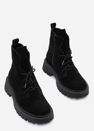 Черные ботинки из натуральной замши, размер 363 фото
