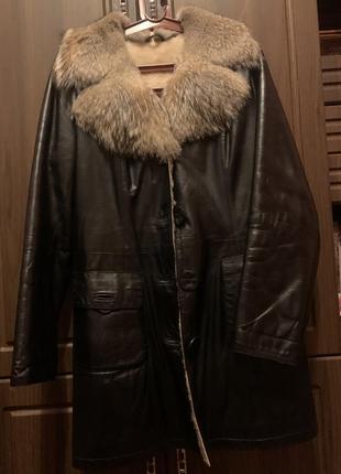 Зимова шкіряна куртка дублянка