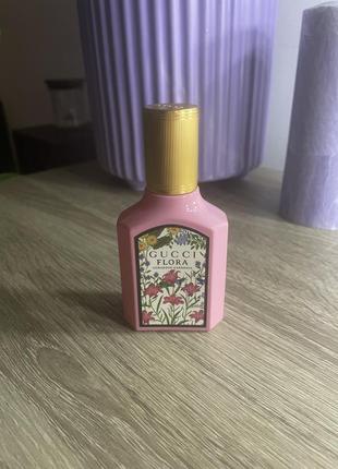 Gucci flora