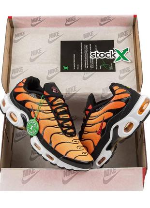 Чоловічі кросівки помаранчеві з чорним nike air max plus tn orange tiger