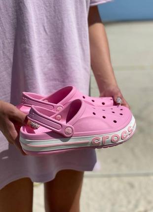 Crocs pink logo