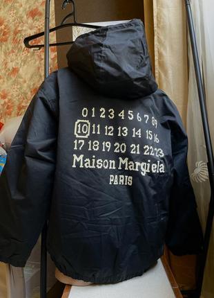 Десісезонна куртка в стилі maison margiela