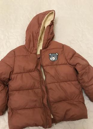 Тепла дута стильна куртка на рост 120