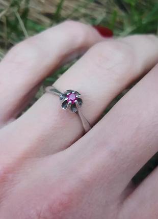 Советское кольцо с корундом