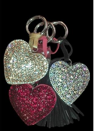 Брелок сердечко в камінцях