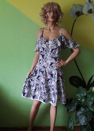 Романтичное платье с натуральной ткани