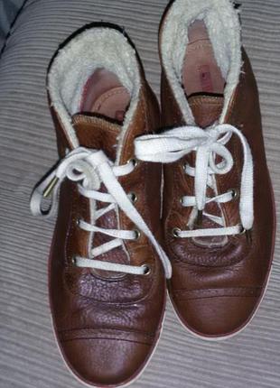Кожаные кеды converse teaming размер 38 (24 см)3 фото
