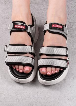Стильные серые спортивные босоножки сандалии на платформе толстой подошве из текстиля2 фото