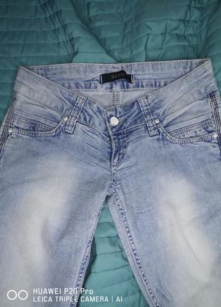 Тонкие летние джинсы gucci р. 269 фото