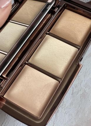 Палетка финишных пудр с эффектом фото-шопа hourglass ambient lighting palette volume 11 фото