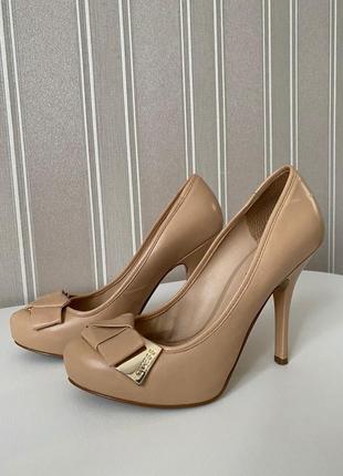 Туфли guess, оригинал, размер 40, стелька 26 см.