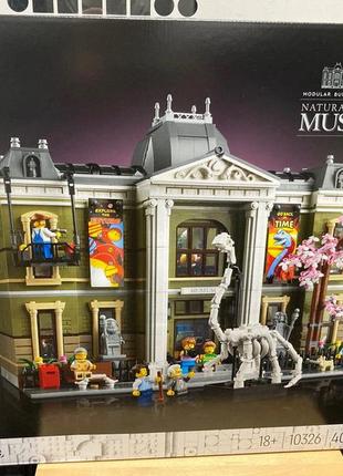 Конструктор lego icons 10326  natural history museum музей природничої історії