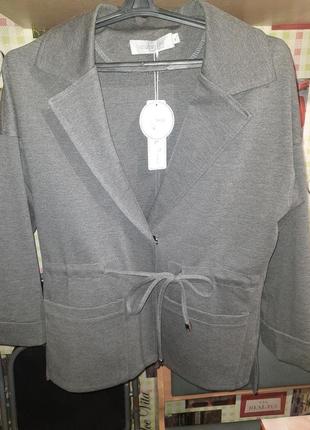 Жакет трикотажный