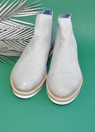 Легенькі шкіряні черевики челсі tamaris німеччина5 фото