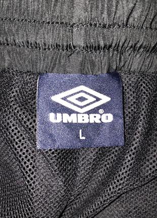 Черные мужские спортивные штаны umbro винтаж3 фото