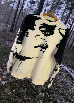 Стильный свитер