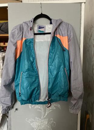 Ветровка спортивная