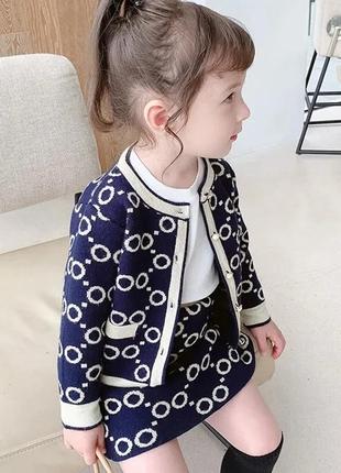 Стильный костюм для девочки (26)