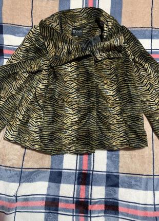 Стильный женский пиджак