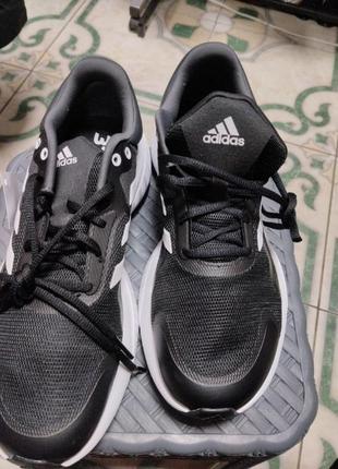 Кроссовки adidas