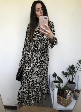 Платье леопардовый принт с воланами , оборками s