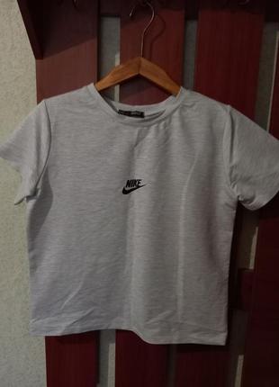 Футболка від nike