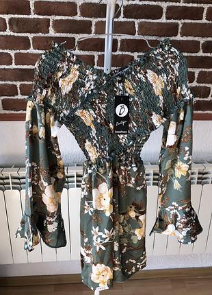 Стильне плаття boohoo