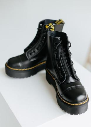 Жіночі черевики чорні dr.martens jadon black zip1 фото